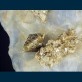 Vesuvianite in Calcite