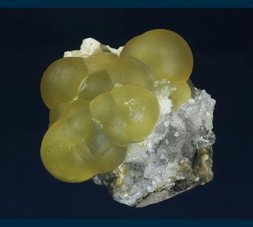 MZ6787 Fluorite on Quartz from Mahodari, near Nasik, Maharashtra, India