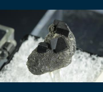 T-093 Bixbyite on Hematite (pseudo. Garnet) from Thomas Range, Juab County, Utah, USA