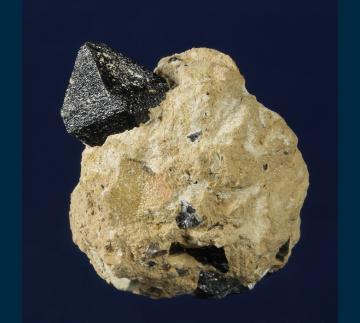 GR18 Quartz ( var. Black ) from Monteriggioni quarries, Monteriggioni, Siena Province, Tuscany, Italy
