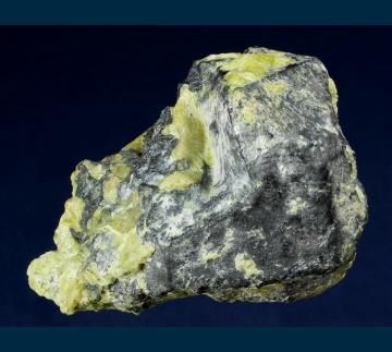 RG1227 Hematite ( pseudo Magnetite ) in Hydrotalcite and Lizardiite from Øvre Dypingdal Quarry, Snarum, Modum, Buskerud Fylke, Norway