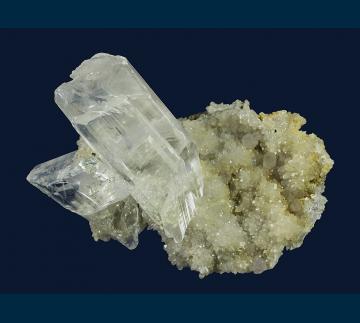 PE1290 Gypsum (var. Selenite) with fluid inclusion on Quartz from Naica, Mun. de Saucillo, Chihuahua, Mexico