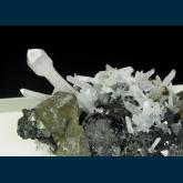 Quartz on Chalcopyrite and Sphalerite