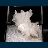 Hemimorphite with Calcite
