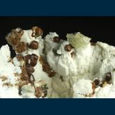 Grossular, Feldspar, Scheelite
