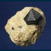 Quartz ( var. Black )