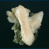 Stilbite on Heulandite and Apophyllite