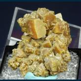Wulfenite