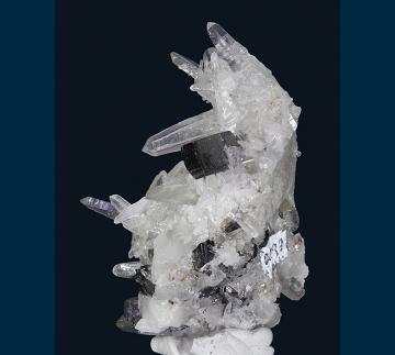 Q099 Hubnerite on Quartz from Mundo Nuevo Mine, Huamachuco, Sanchez Carrion Province, Dept. de La Libertad, Peru