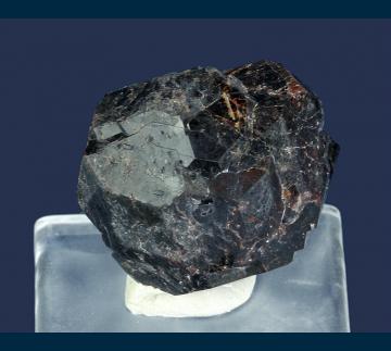 RG1454 Spessartine garnet from Lakeview Prospect, Lake Elsinore, Riverside Co., California, USA RG1454 Spessartine garnet from Lakeview Prospect, Lake Elsinore, Riverside Co., California, USA