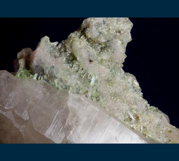 Q207 Quartz with Elbaite tourmaline from Cryo-Genie Mine, Warner Springs, Warner Springs District, San Diego Co., California, USA Q207 Quartz with Elbaite tourmaline from Cryo-Genie Mine, Warner Springs, Warner Springs District, San Diego Co., California, USA