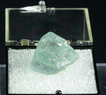 T-104 Beryl (var. Aquamarine) from New England area, USA