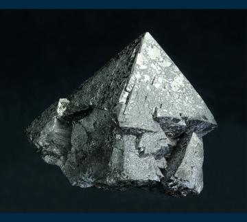UTH2 Magnetite from Iron Springs District (Three Peaks), Iron Co., Utah, USA UTH2 Magnetite from Iron Springs District (Three Peaks), Iron Co., Utah, USA