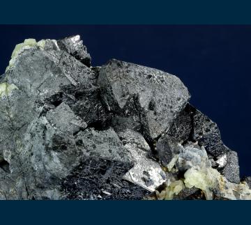 UTH7 Magnetite with Quartz (var. Chalcedony) from Iron Springs District (Three Peaks), Iron Co., Utah, USA UTH7 Magnetite with Quartz (var. Chalcedony) from Iron Springs District (Three Peaks), Iron Co., Utah, USA