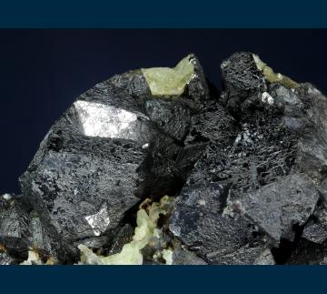 UTH7 Magnetite with Quartz (var. Chalcedony) from Iron Springs District (Three Peaks), Iron Co., Utah, USA UTH7 Magnetite with Quartz (var. Chalcedony) from Iron Springs District (Three Peaks), Iron Co., Utah, USA
