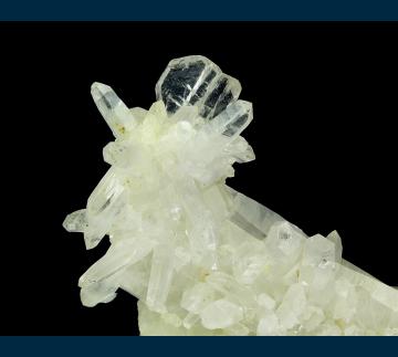 Q117 Quartz (japan-law twin) from Kami Mine, Ayopaya Province, Cochabamba Department, Bolivia Q117 Quartz (japan-law twin) from Kami Mine, Ayopaya Province, Cochabamba Department, Bolivia