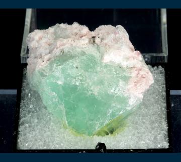 T-154 Rhodochrosite with Flourite from Sunnyside Mine (American Tunnel), Eureka District, San Juan Co., Colorado, USA T-154 Rhodochrosite with Flourite from Sunnyside Mine (American Tunnel), Eureka District, San Juan Co., Colorado, USA