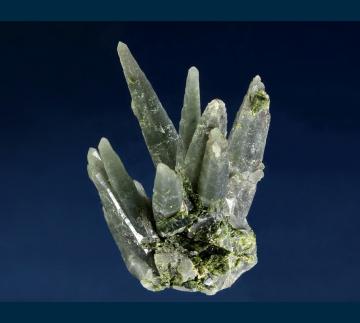 CGR-3 Quartz and Epidote from Kimmeria, Xanthi Prefecture, Thraki Dept., Greece CGR-3 Quartz and Epidote from Kimmeria, Xanthi Prefecture, Thraki Dept., Greece
