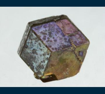 JA4-04 Andradite rainbow garnet from Kohse mine, Tenkawa village, Yoshino-gun, Nara Prefecture, Kinki Region, Honshu Island, Japan