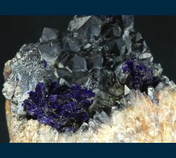RG0832 Azurite on Quartz from Ajo District, Pima County, Arizona, USA RG0832 Azurite on Quartz from Ajo District, Pima County, Arizona, USA