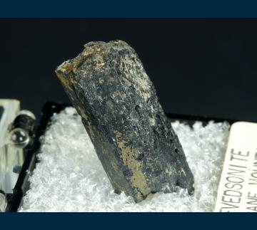 TN363 Arfvedsonite from Hurricane Mountain localities, North Conway, Conway, Carroll Co., New Hampshire, USA TN363 Arfvedsonite from Hurricane Mountain localities, North Conway, Conway, Carroll Co., New Hampshire, USA