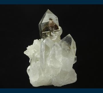CL-07 Quartz with Chlorite inclusions from White Mts., Inyo Co., California, USA CL-07 Quartz with Chlorite inclusions from White Mts., Inyo Co., California, USA