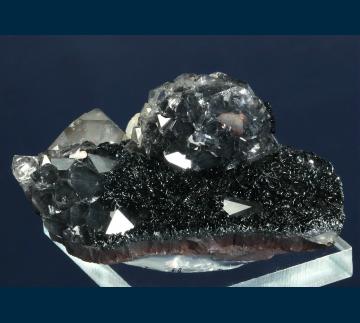 Q120 Quartz on Hematite with Dolomite from Cleator Moor Iron Mines, Cleator Moor, West Cumberland (Cumbria), England Q120 Quartz on Hematite with Dolomite from Cleator Moor Iron Mines, Cleator Moor, West Cumberland (Cumbria), England