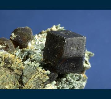 RG0320 Andradite ( v. Topazolite ) from Stanley Butte, Stanley District, San Carlos, Graham County, Arizona, USA RG0320 Andradite ( v. Topazolite ) from Stanley Butte, Stanley District, San Carlos, Graham County, Arizona, USA