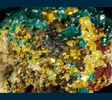 DDRC4 Dioptase with Mimetite from Mindouli District, Pool Dept., Republic of Congo