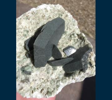RG0927 Ferroaxinite with Chlorite Inclusions from Val Medel, Graubunden (Grisons) Canton, Switzerland