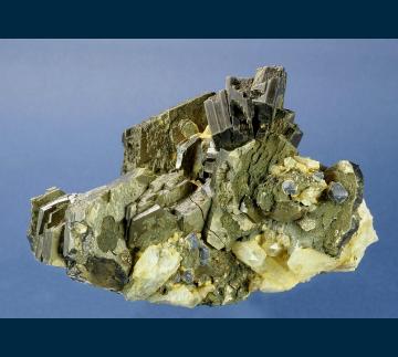 RG0440 Pyrrhotite with Quartz from 1st Sovietskiy Mine, Dal'negorsk, Primorskiy Kray, Russia RG0440 Pyrrhotite with Quartz from 1st Sovietskiy Mine, Dal'negorsk, Primorskiy Kray, Russia