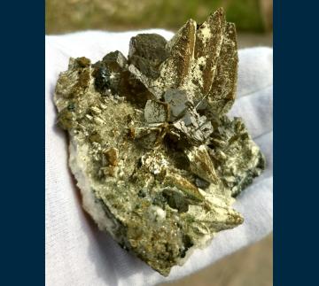 RG0442 Sphalerite on Calcite with Tennantite from Dzhezkazgan Mine, Dzhezkazgan, Qaraghandy Oblysy, Kazakhstan RG0442 Sphalerite on Calcite with Tennantite from Dzhezkazgan Mine, Dzhezkazgan, Qaraghandy Oblysy, Kazakhstan