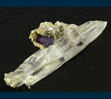Quartz with Fluorite and Muscovite - United States of America - Q235