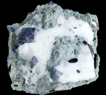 Benitoite with Neptunite and Joaquinite on Natrolite - United States of America - SBC-20