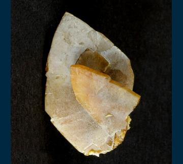 Wulfenite - United States of America - BG26-09