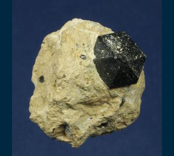 GR18 Quartz ( var. Black ) from Monteriggioni quarries, Monteriggioni, Siena Province, Tuscany, Italy