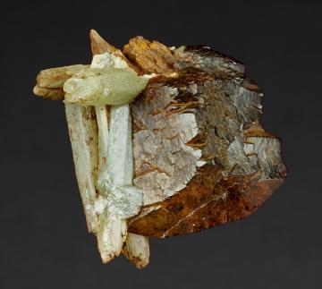 GR124 Ilvaite with Quartz ( var. Prase ) from Serifos Island, Cyclade Islands, Kyklades Prefecture, Aegean Islands Department, Greece GR124 Ilvaite with Quartz ( var. Prase ) from Serifos Island, Cyclade Islands, Kyklades Prefecture, Aegean Islands Department, Greece