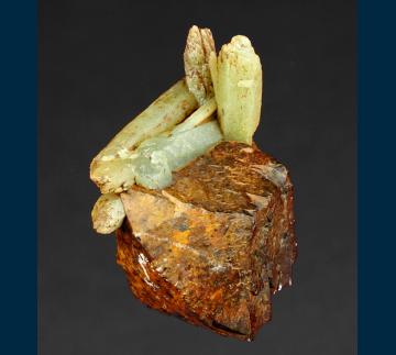 GR124 Ilvaite with Quartz ( var. Prase ) from Serifos Island, Cyclade Islands, Kyklades Prefecture, Aegean Islands Department, Greece GR124 Ilvaite with Quartz ( var. Prase ) from Serifos Island, Cyclade Islands, Kyklades Prefecture, Aegean Islands Department, Greece