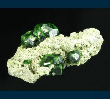IRD01 Andradite garnet ( var. Demantoid ) from Belqeys Mountain (Kuh-e-Belgheys), near Takab, West Azarbaijan Province, Iran IRD01 Andradite garnet ( var. Demantoid ) from Belqeys Mountain (Kuh-e-Belgheys), near Takab, West Azarbaijan Province, Iran