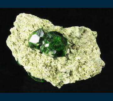 IRD01 Andradite garnet ( var. Demantoid ) from Belqeys Mountain (Kuh-e-Belgheys), near Takab, West Azarbaijan Province, Iran IRD01 Andradite garnet ( var. Demantoid ) from Belqeys Mountain (Kuh-e-Belgheys), near Takab, West Azarbaijan Province, Iran