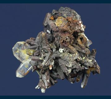RG1355 Quartz ( Japan-law twin ) with Siderite pseudomorphs from Kami Mine, Ayopaya Province, Cochabamba Department, Bolivia RG1355 Quartz ( Japan-law twin ) with Siderite pseudomorphs from Kami Mine, Ayopaya Province, Cochabamba Department, Bolivia