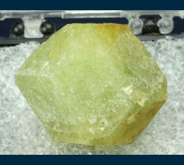 ES-10 Grossular garnet from Wah Wah Mountains, beaver Co., Utah, USA ES-10 Grossular garnet from Wah Wah Mountains, beaver Co., Utah, USA