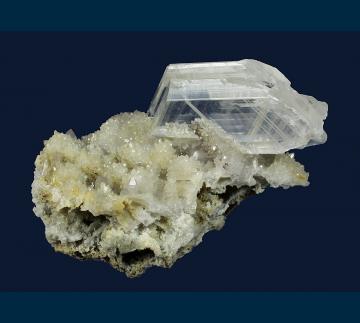 PE1290 Gypsum (var. Selenite) with fluid inclusion on Quartz from Naica, Mun. de Saucillo, Chihuahua, Mexico