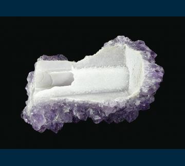 Q171 Quartz (var. Amethyst) cast after Anhydrite? from Artigas Departamento, Uruguay