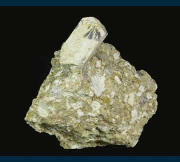 BG1505 Orthoclase feldspar (Carlsbad twin) from Aquaduct Road area, Water Canyon, Cinco, Kern Co., California, USA BG1505 Orthoclase feldspar (Carlsbad twin) from Aquaduct Road area, Water Canyon, Cinco, Kern Co., California, USA