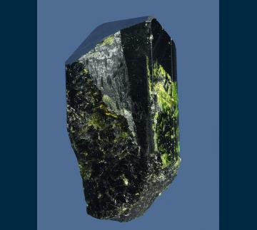 AGB-1256B Epidote from Calaveras Co., California, USA