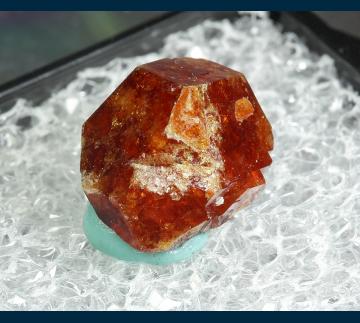 TN237 Grossular garnet from Cerro de Moka, Sierra de Cruces, Mun. de Sierra Mojada, Coahuila, Mexico TN237 Grossular garnet from Cerro de Moka, Sierra de Cruces, Mun. de Sierra Mojada, Coahuila, Mexico