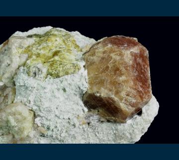 SC013 Grossular garnet from Sierra de Cruces, Municipio de Sierra Mojada, Coahuila, Mexico SC013 Grossular garnet from Sierra de Cruces, Municipio de Sierra Mojada, Coahuila, Mexico
