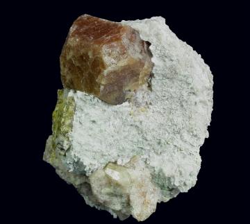 SC013 Grossular garnet from Sierra de Cruces, Municipio de Sierra Mojada, Coahuila, Mexico SC013 Grossular garnet from Sierra de Cruces, Municipio de Sierra Mojada, Coahuila, Mexico